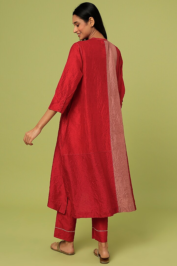 Red Mulberry Silk Kurta Set by Divyam Mehta at Pernia's Pop Up Shop
