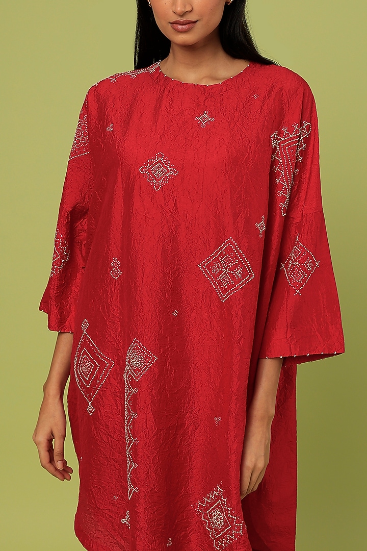 Red Mulberry Silk Kurta Set by Divyam Mehta at Pernia's Pop Up Shop