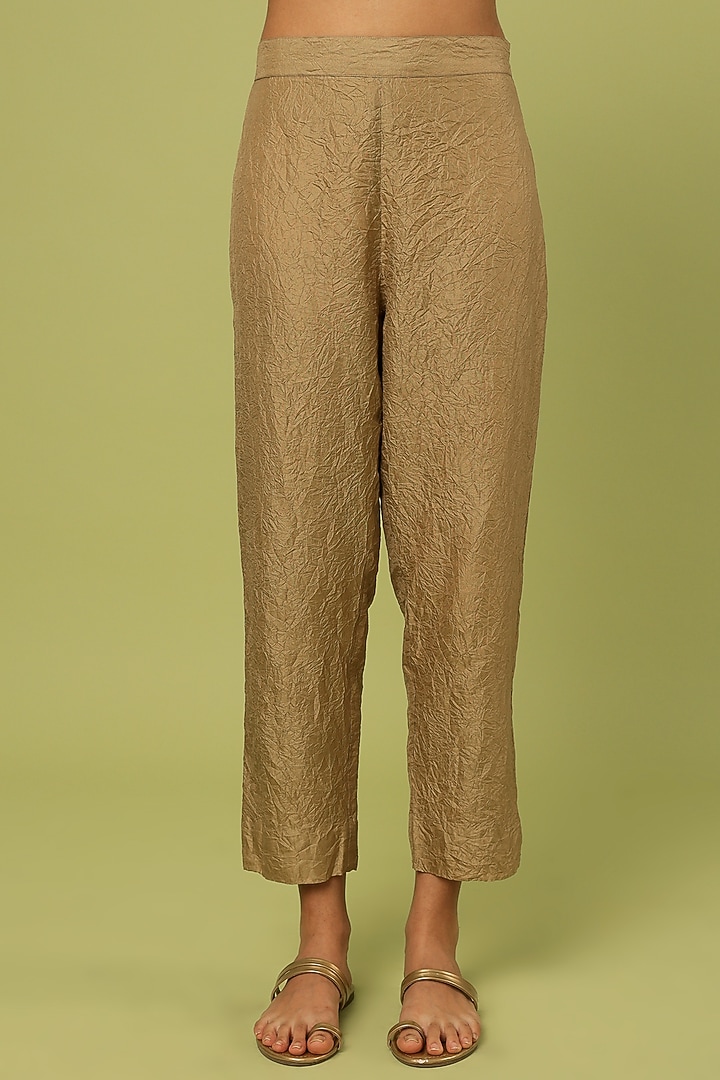 Green Mulberry Silk Kurta Set by Divyam Mehta at Pernia's Pop Up Shop