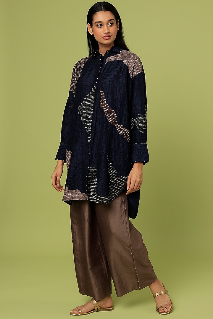 Midnight Blue Kurta Set In Mulberry Silk by Divyam Mehta at Pernia's Pop Up Shop