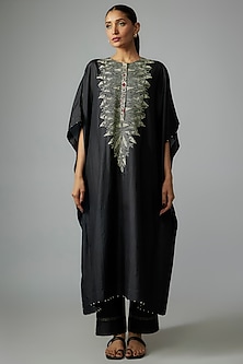 product-color-Black