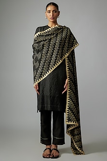 product-color-Black