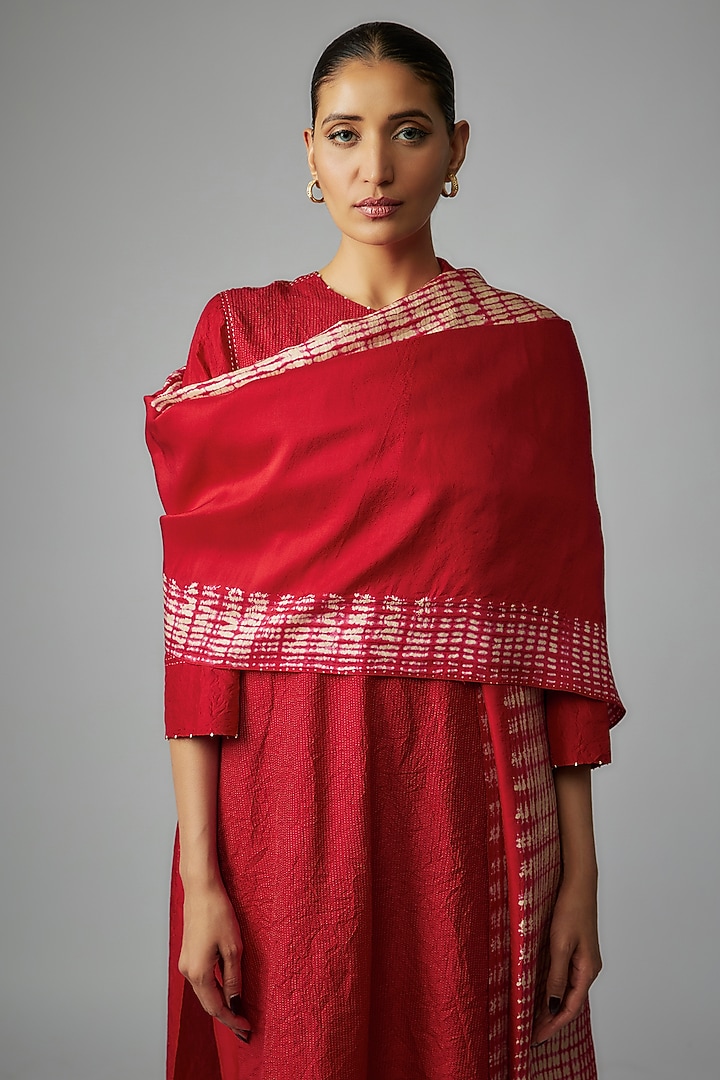 Red Mulberry Silk Handmade Kantha Kurta Set by Divyam Mehta at Pernia's Pop Up Shop