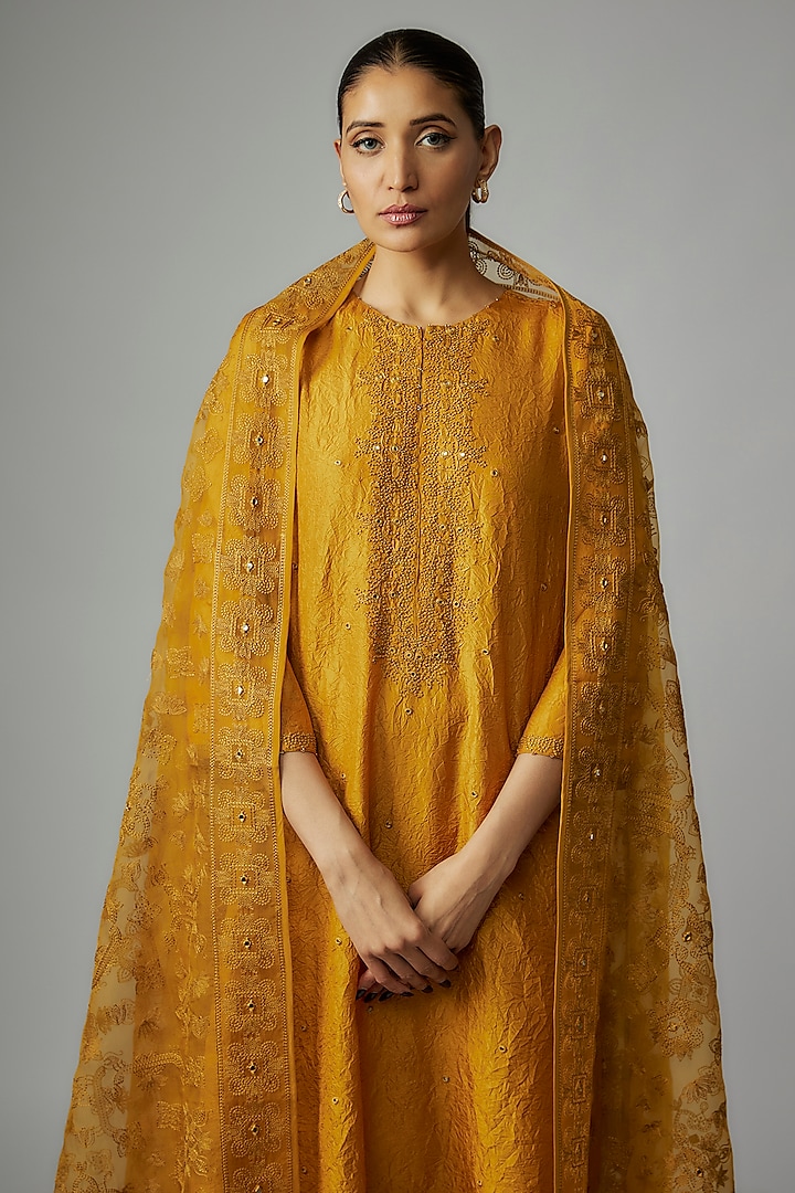 Yellow Mulberry Silk Mirror Embroidered Kurta Set by Divyam Mehta at Pernia's Pop Up Shop