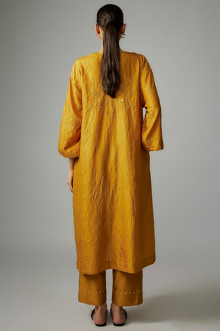 Yellow Mulberry Silk Mirror Embroidered Kurta Set by Divyam Mehta at Pernia's Pop Up Shop