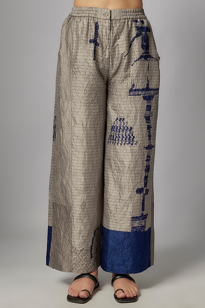 Grey Mulberry Silk Moroccan Printed Co-Ord Set by Divyam Mehta at Pernia's Pop Up Shop