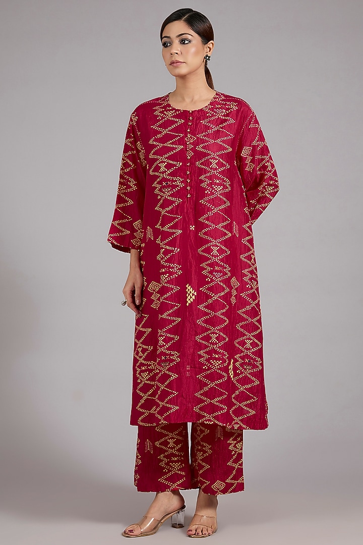 Red Mulberry Silk Kurta Set by Divyam Mehta at Pernia's Pop Up Shop
