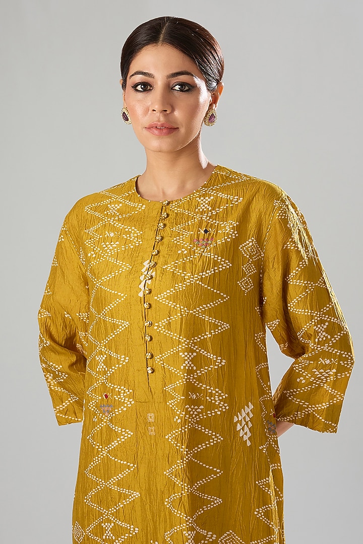 Yellow Mulberry Silk Block Printed Kurta Set by Divyam Mehta at Pernia's Pop Up Shop
