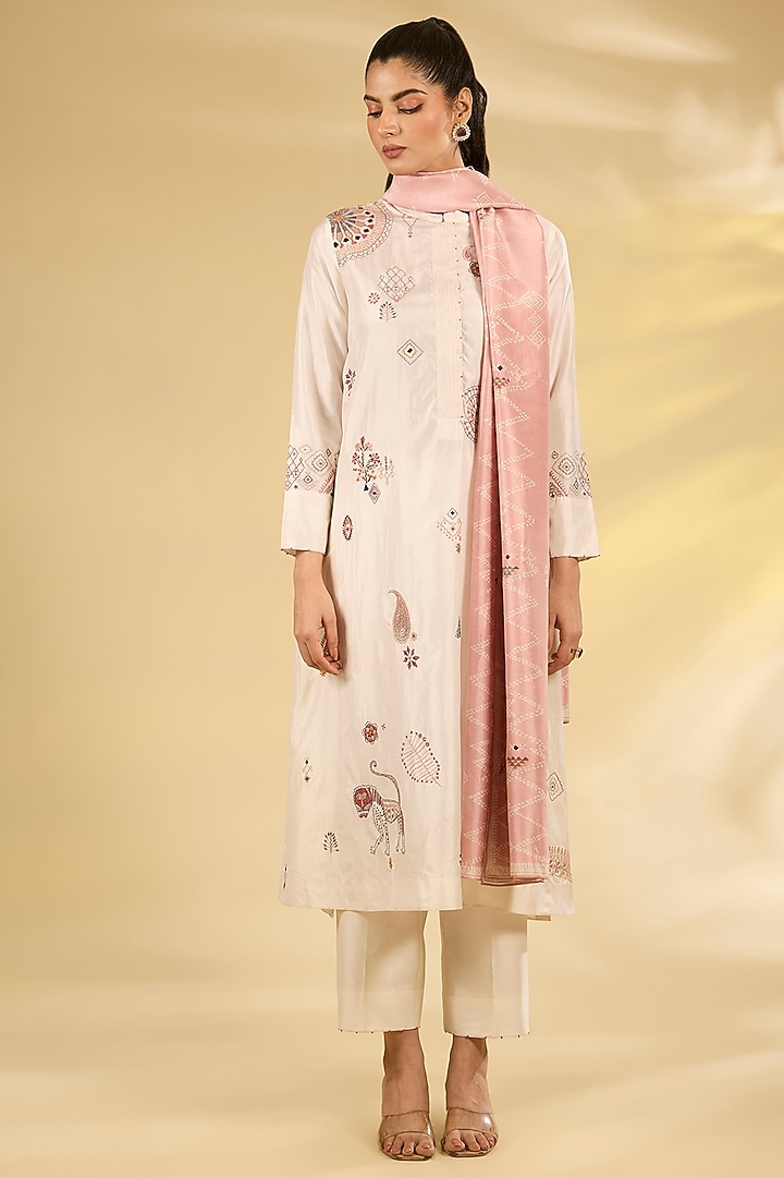 Ivory Mulberry Silk Hand Embroidered Kurta Set by Divyam Mehta at Pernia's Pop Up Shop