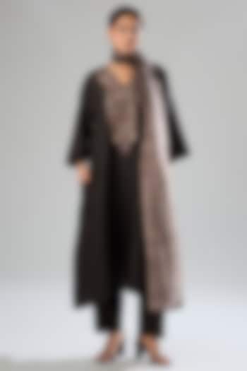 Coal Black Mulberry Silk Hand Embroidered Kurta Set by Divyam Mehta at Pernia's Pop Up Shop