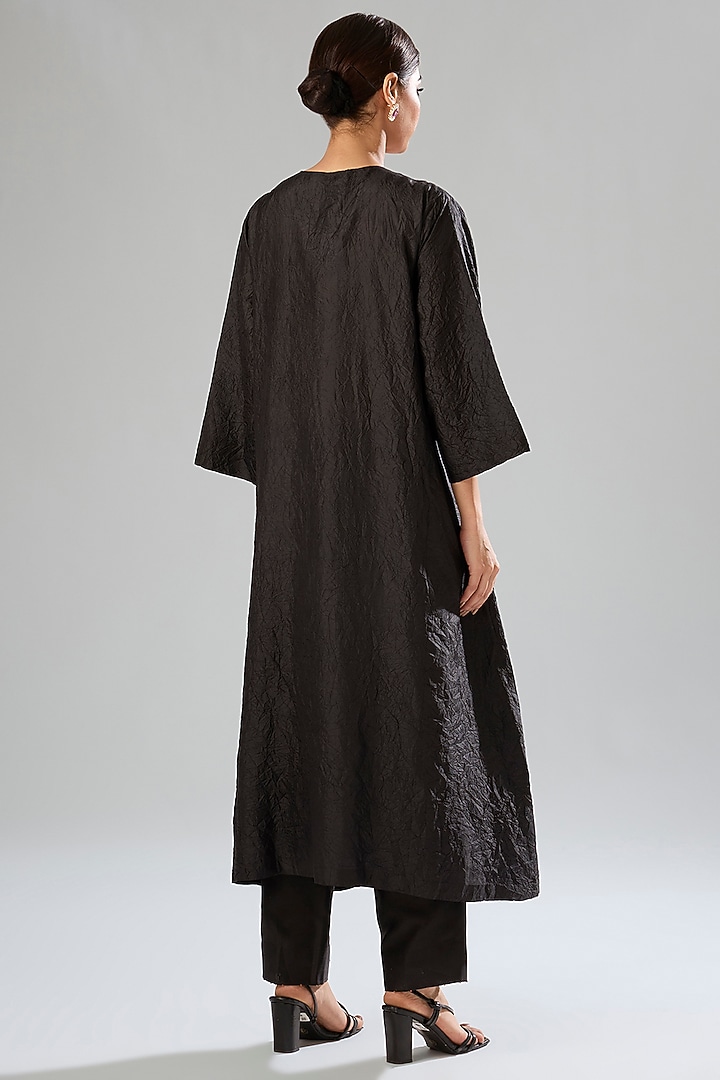 Coal Black Mulberry Silk Hand Embroidered Kurta Set by Divyam Mehta at Pernia's Pop Up Shop