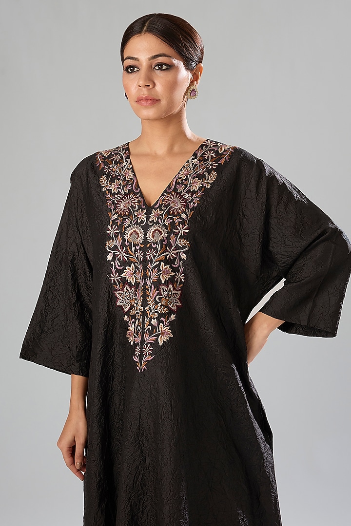 Coal Black Mulberry Silk Hand Embroidered Kurta Set by Divyam Mehta at Pernia's Pop Up Shop
