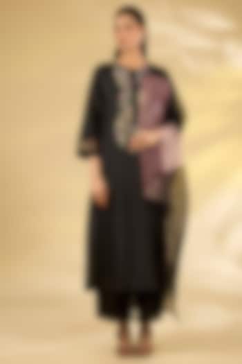 Coal Black Mulberry Silk Hand Embroidered Kurta Set by Divyam Mehta at Pernia's Pop Up Shop