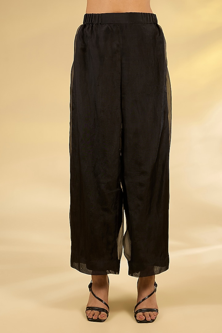 Coal Black Mulberry Silk Hand Embroidered Kurta Set by Divyam Mehta at Pernia's Pop Up Shop