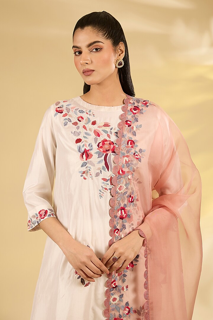 Beige Mulberry Silk Hand Embroidered Kurta Set by Divyam Mehta at Pernia's Pop Up Shop