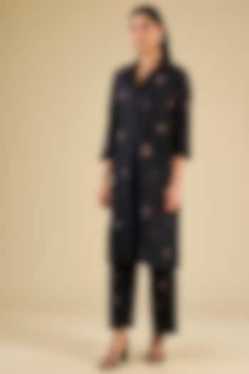 Coal Black Mulberry Silk Hand Embroidered Kurta Set by Divyam Mehta at Pernia's Pop Up Shop