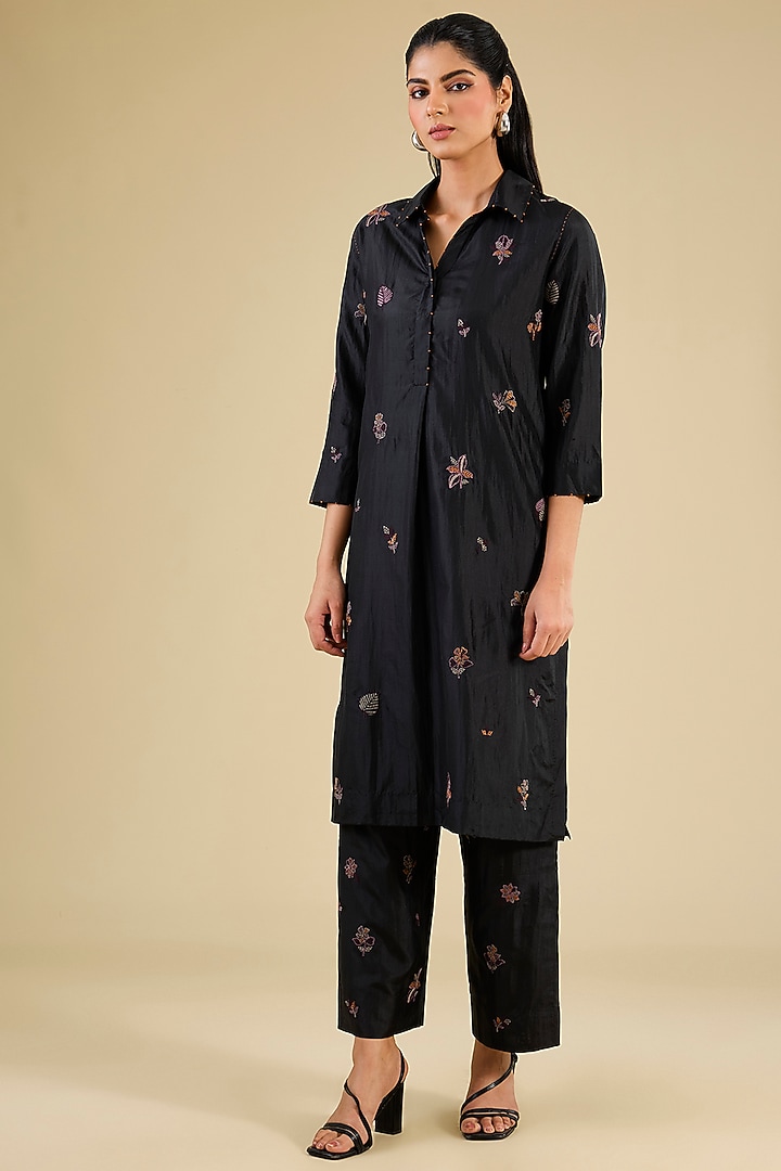 Coal Black Mulberry Silk Hand Embroidered Kurta Set by Divyam Mehta at Pernia's Pop Up Shop