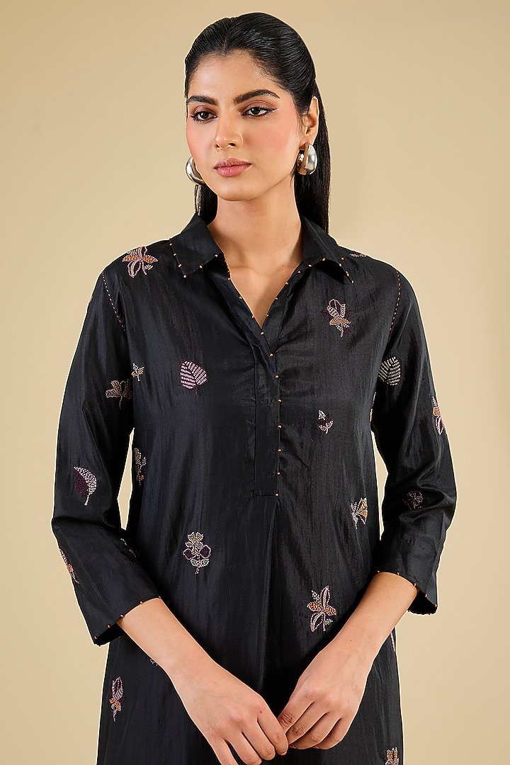 Coal Black Mulberry Silk Hand Embroidered Kurta Set by Divyam Mehta at Pernia's Pop Up Shop