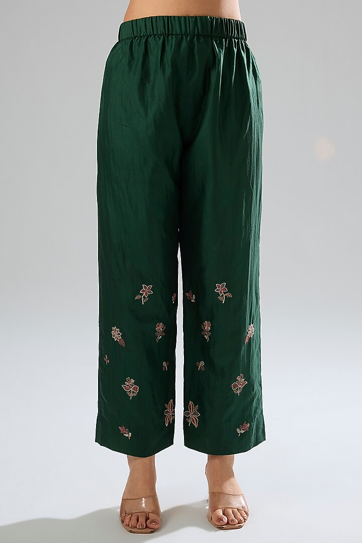 Green Mulberry Silk Hand Embroidered Kurta Set by Divyam Mehta at Pernia's Pop Up Shop