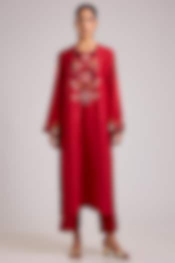 Red Mulberry Silk Floral Hand Embroidered Kurta Set by Divyam Mehta at Pernia's Pop Up Shop