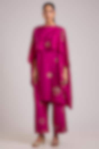 Pink Mulberry Silk Kantha Motifs Embroidered Tunic Set by Divyam Mehta at Pernia's Pop Up Shop