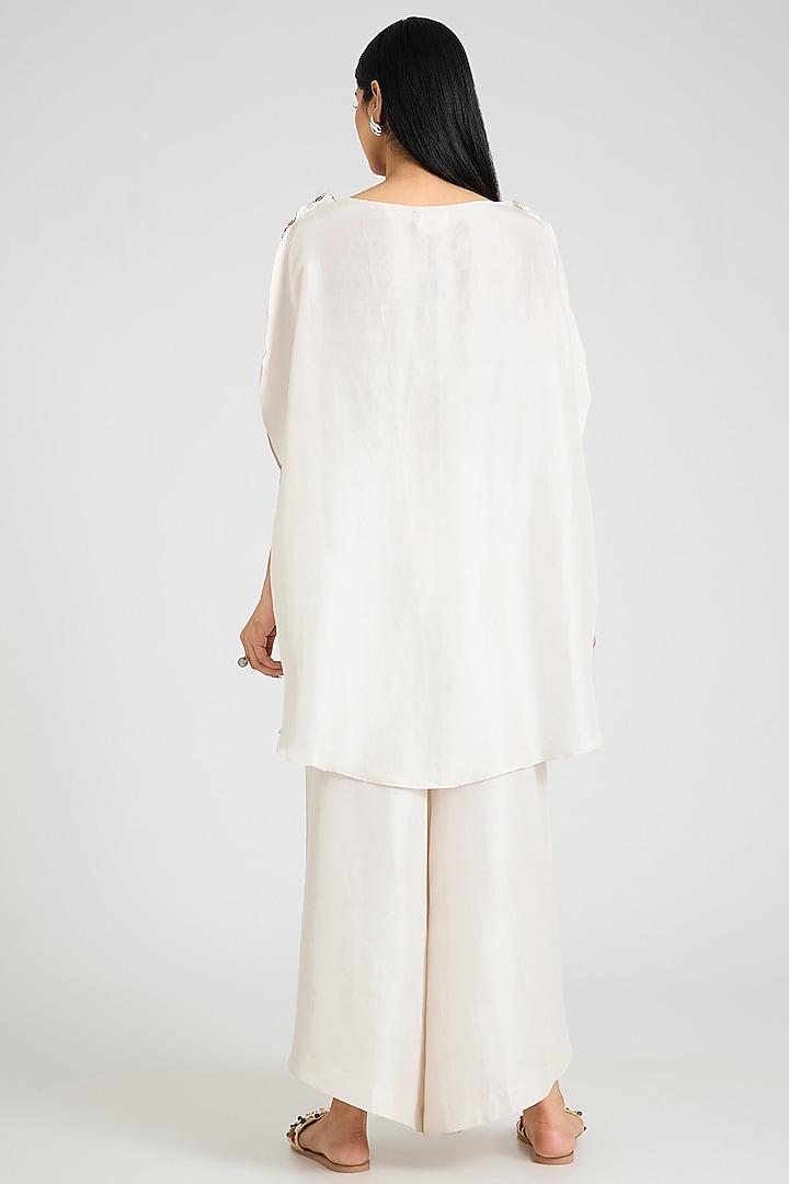 Ivory Mulberry Silk Kantha Motifs Embroidered Tunic Set by Divyam Mehta at Pernia's Pop Up Shop