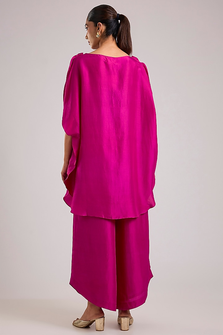 Pink Mulberry Silk Kantha Motifs Embroidered Tunic Set by Divyam Mehta at Pernia's Pop Up Shop