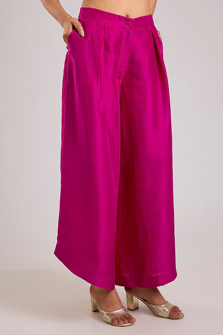 Pink Mulberry Silk Kantha Motifs Embroidered Tunic Set by Divyam Mehta at Pernia's Pop Up Shop
