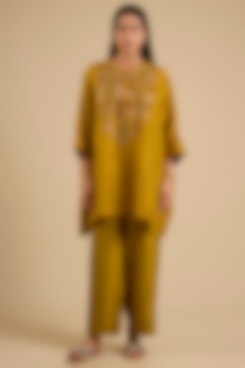Yellow Mulberry Silk Hand Embroidered Tunic Set by Divyam Mehta at Pernia's Pop Up Shop