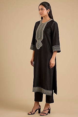 Black Mulberry Silk Embroidered Kurta Set by Divyam Mehta