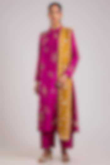 Pink Mulberry Silk Kantha Motifs Embroidered Kurta Set by Divyam Mehta at Pernia's Pop Up Shop