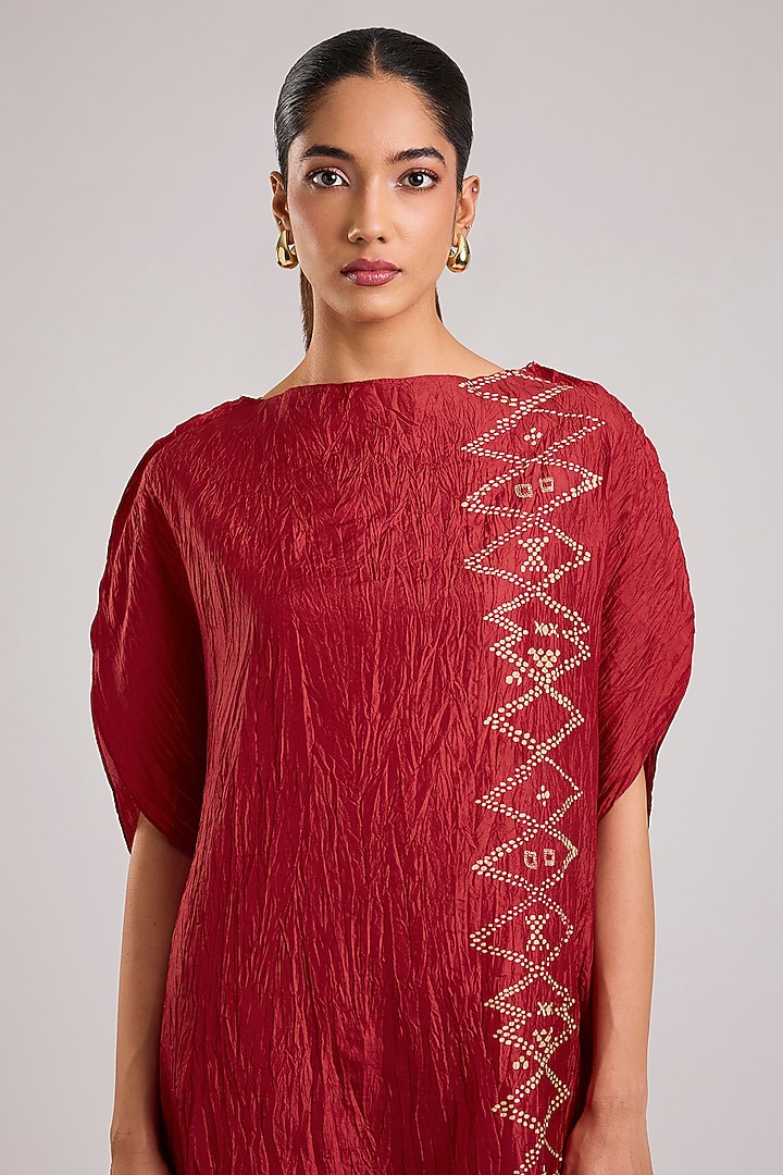 Red Mulberry Silk Block Printed Kurta Set by Divyam Mehta at Pernia's Pop Up Shop