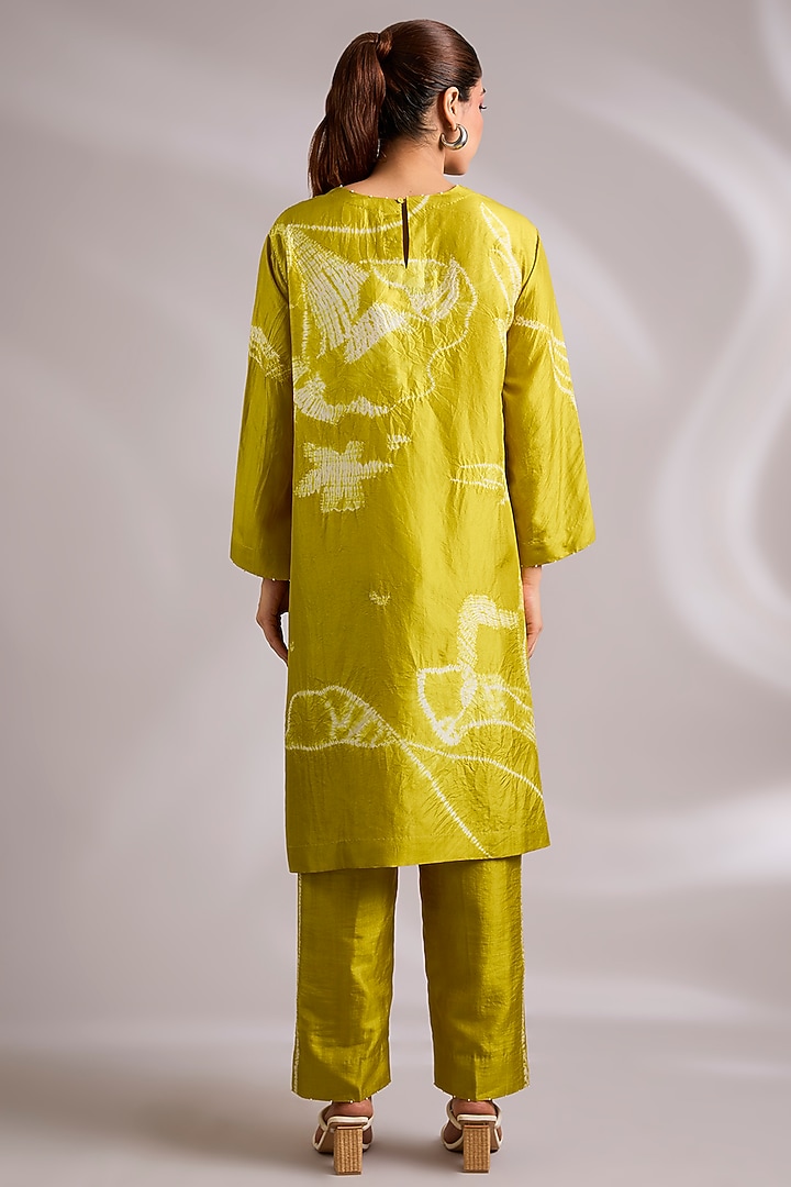 Yellow Mulberry Silk Shibori Printed Tunic Set by Divyam Mehta at Pernia's Pop Up Shop