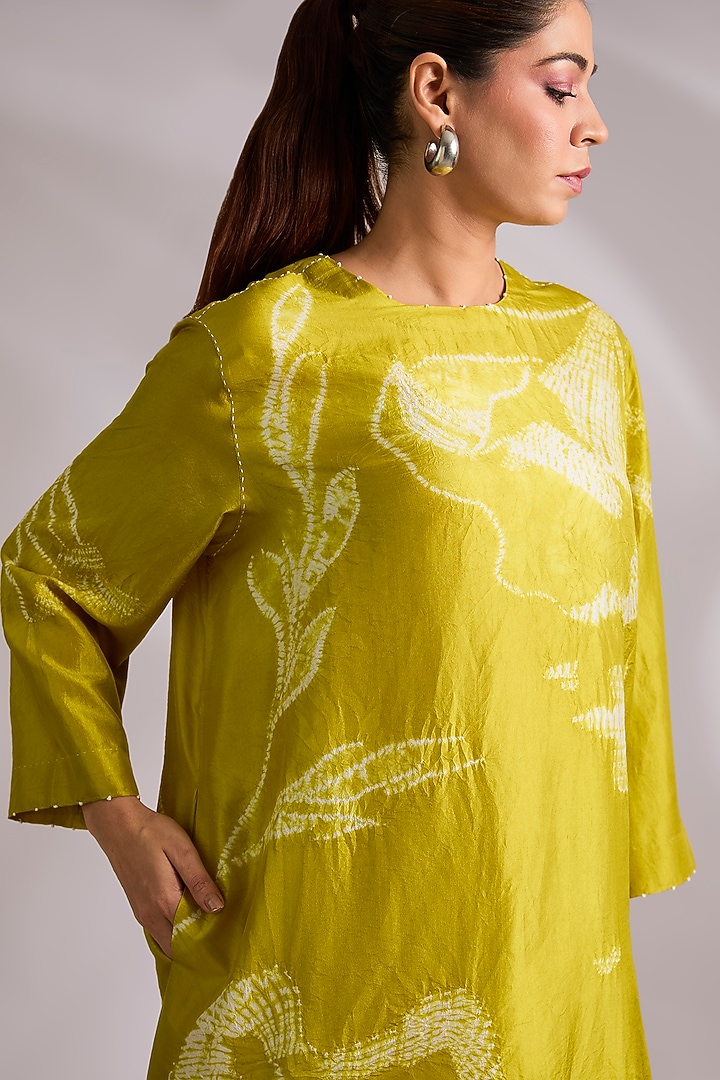 Yellow Mulberry Silk Shibori Printed Tunic Set by Divyam Mehta at Pernia's Pop Up Shop