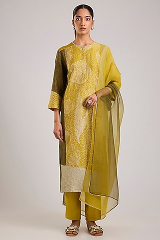 Yellow Mulberry Silk Floral Kantha Printed Kurta Set by Divyam Mehta