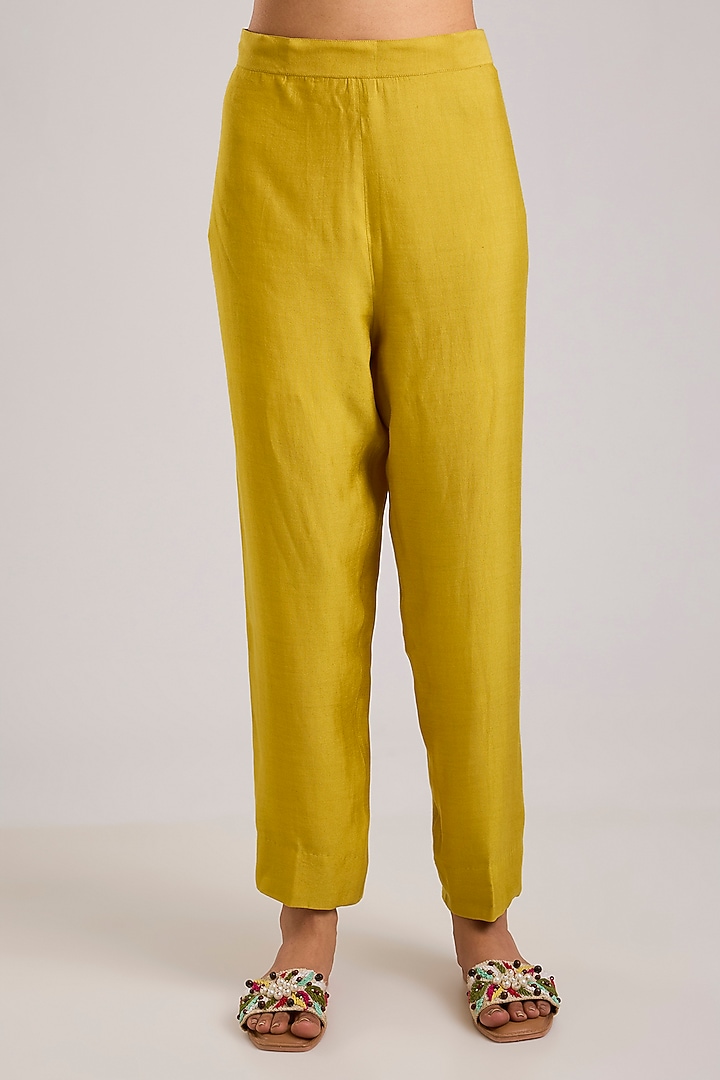 Yellow Mulberry Silk Floral Kantha Printed Kurta Set by Divyam Mehta at Pernia's Pop Up Shop