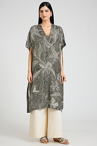 Green Dupion Silk Floral Kantha Printed Kurta Set by Divyam Mehta