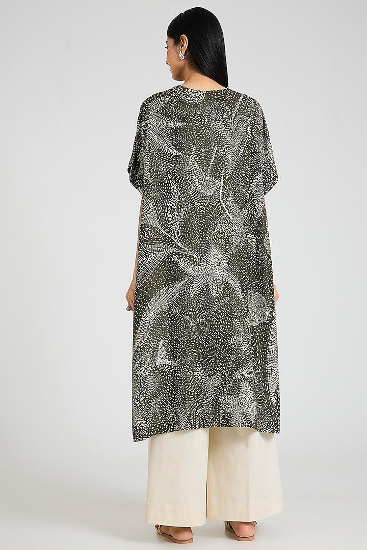 Green Dupion Silk Floral Kantha Printed Kurta Set by Divyam Mehta at Pernia's Pop Up Shop