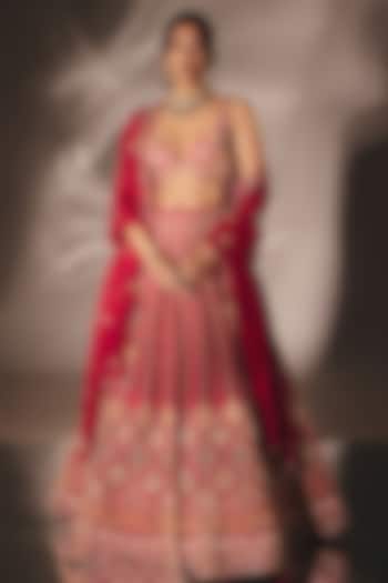 Rsoe Pink Silk French-Knot Embroidered Bridal Lehenga Set by DISHA MUCHHALA at Pernia's Pop Up Shop