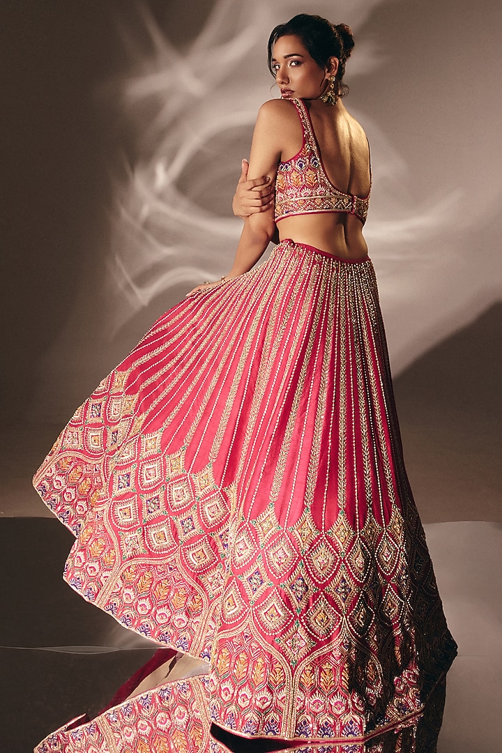 Rsoe Pink Silk French-Knot Embroidered Bridal Lehenga Set by DISHA MUCHHALA at Pernia's Pop Up Shop