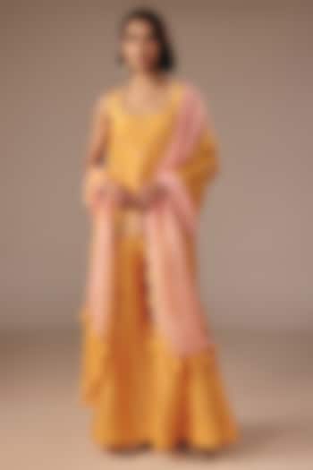 Yellow Chanderi Mirror Embroidered Kurta Set by DISHA MUCHHALA at Pernia's Pop Up Shop
