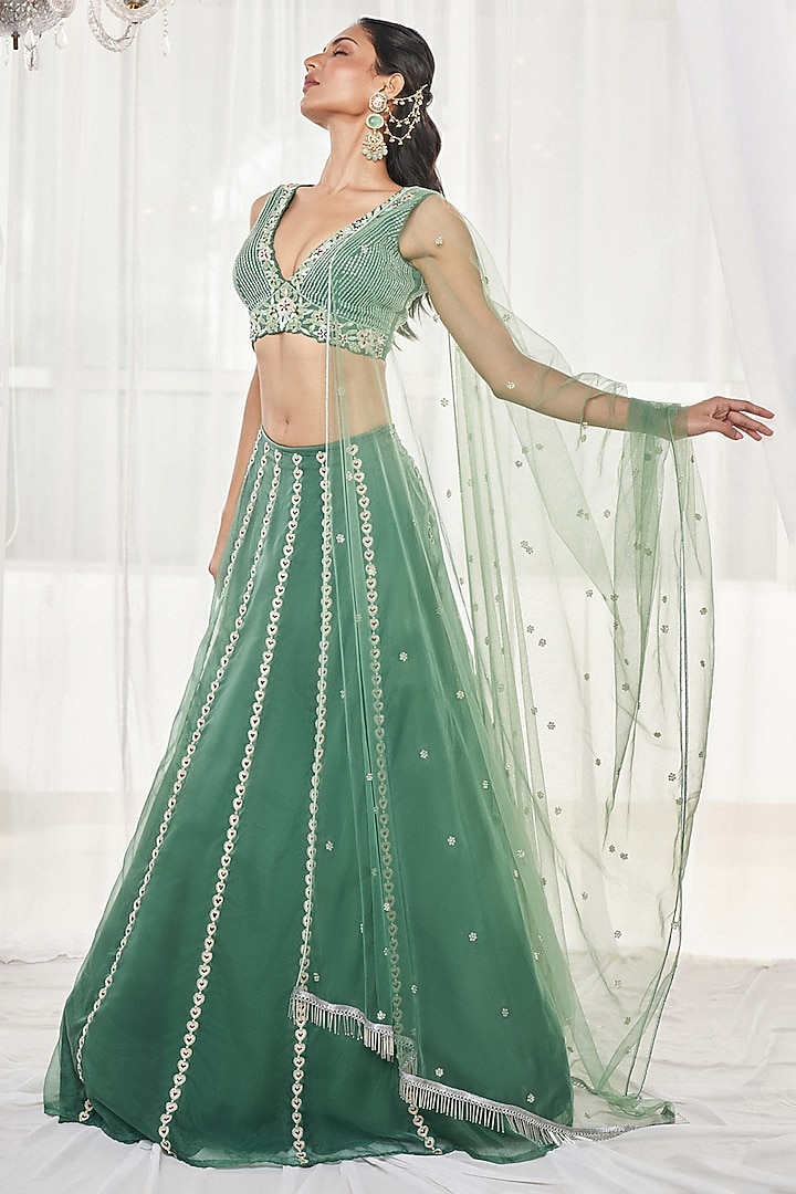 Teal Green Organza Cutdana & Resham Embroidered Wedding Lehenga Set by Disha Muchhala at Pernia's Pop Up Shop