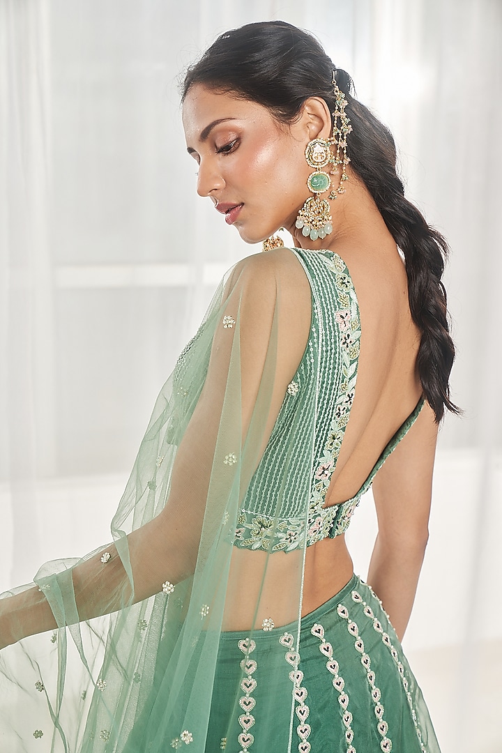 Teal Green Organza Cutdana & Resham Embroidered Wedding Lehenga Set by Disha Muchhala at Pernia's Pop Up Shop