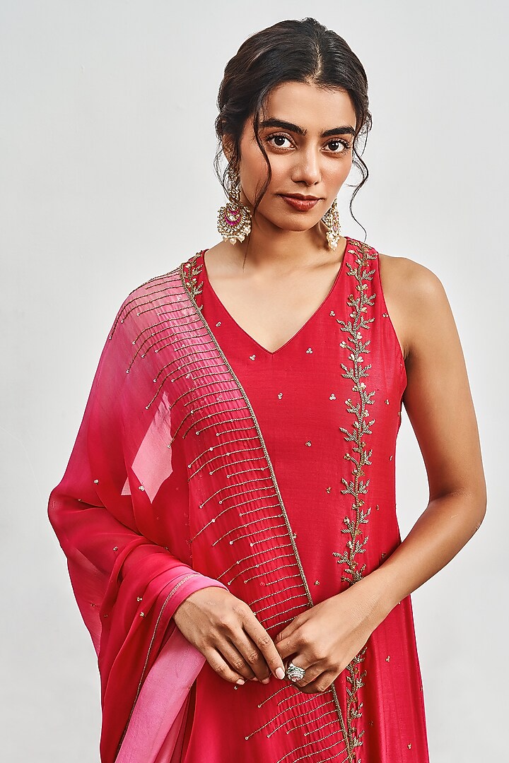 Crimson Pink Chanderi Cutdana Embroidered Kalidar Kurta Set by DISHA MUCHHALA at Pernia's Pop Up Shop