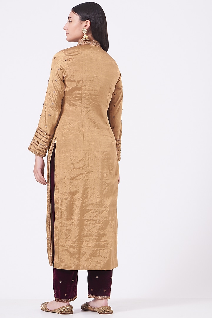 Gold Zardosi Embroidered Handwoven Kurta Set by Dipti Chhabra at Pernia's Pop Up Shop