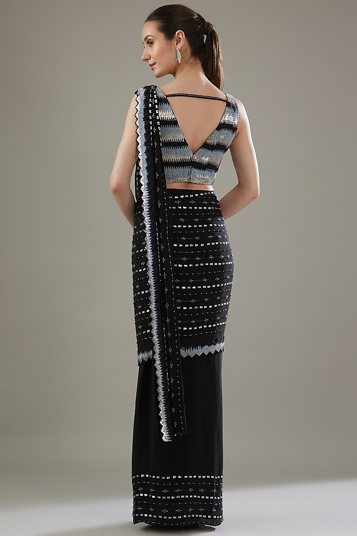 Black Crepe Embellished Draped Wedding Saree Set by Disha Patil at Pernia's Pop Up Shop