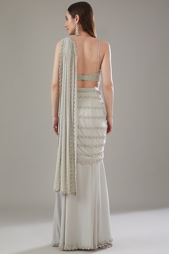 Grey Crepe Embroidered Fishcut Draped Wedding Saree Set by Disha Patil at Pernia's Pop Up Shop