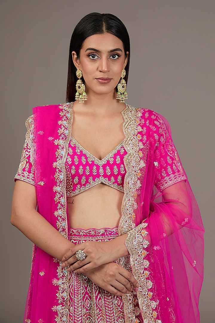 Fuchsia Pink Raw Silk Hand Embellished Bridal Lehenga Set by Disha Patil at Pernia's Pop Up Shop