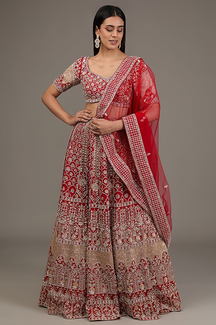 Red Raw Silk Hand Embellished Bridal Lehenga Set by Disha Patil at Pernia's Pop Up Shop