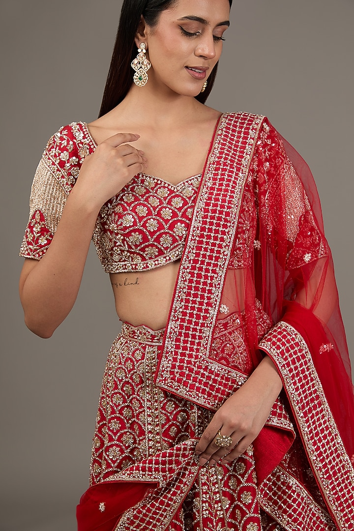 Red Raw Silk Hand Embellished Bridal Lehenga Set by Disha Patil at Pernia's Pop Up Shop